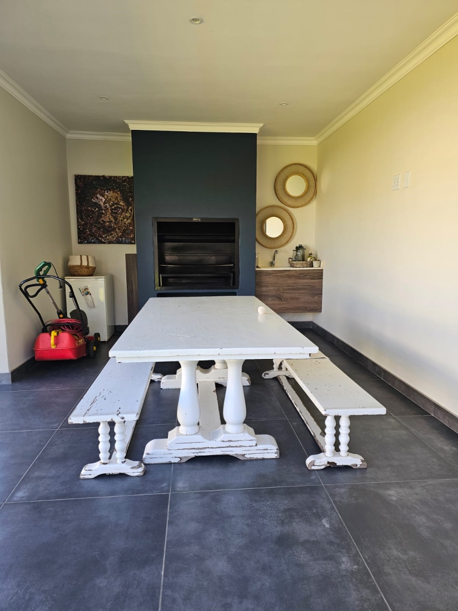 5 Bedroom Property for Sale in St Helena Free State